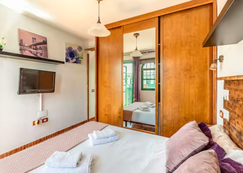 Renovated duplex style bungalow for rent in Maspalomas