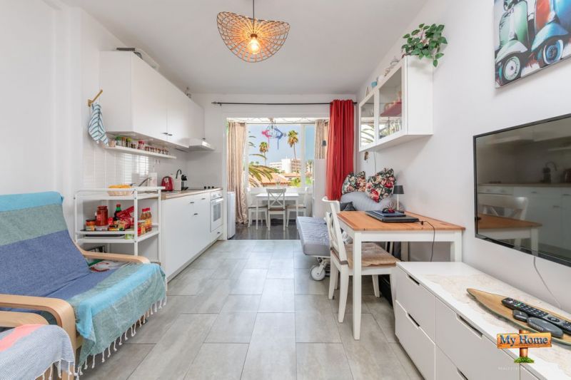 Charming Open-Plan Studio with Premium Amenities in Playa del Inglés