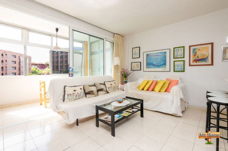Spacious One-Bedroom Apartment in a Priviledged Playa del Inglés Location