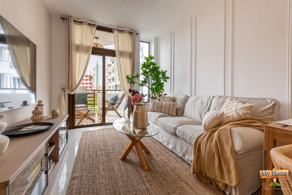 Beautiful cosy apartment next to Yumbo Centre 