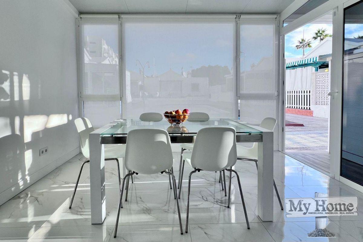 Spacious, refurbished flat in the heart of Playa del Inglés